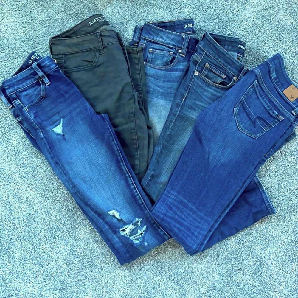 American Eagle bundle jeans